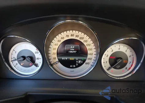 2013 Mercedes-Benz Glk 350 4Matic z USA, uszkodzony, nr VIN WDCGG8JB9DG083248